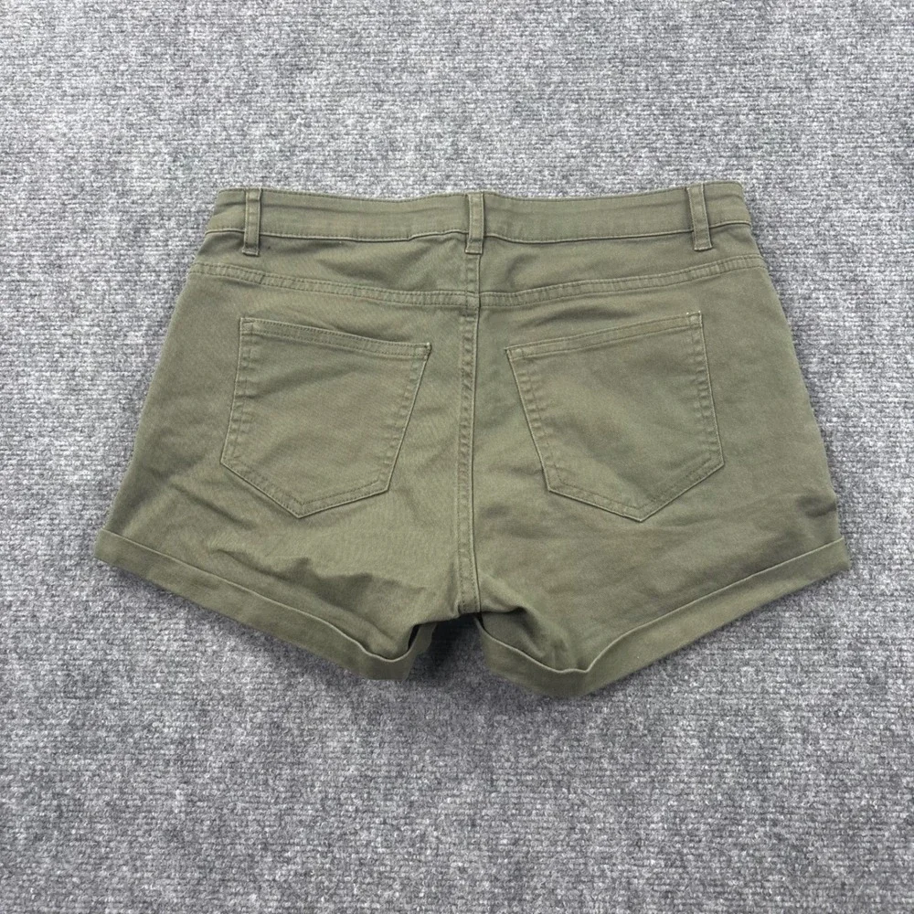 H&M Twill Shorts 8 Green‎ Whisker Wash Cuffed Hem Women